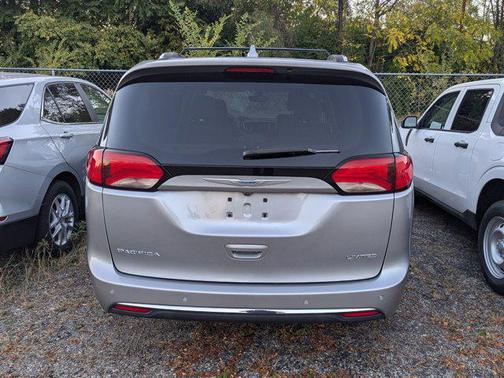 2020 Chrysler Pacifica Limited