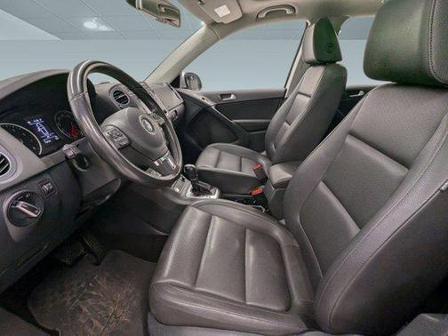 2017 Volkswagen Tiguan 2.0T Wolfsburg Edition