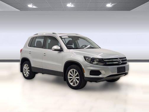 2017 Volkswagen Tiguan 2.0T Wolfsburg Edition