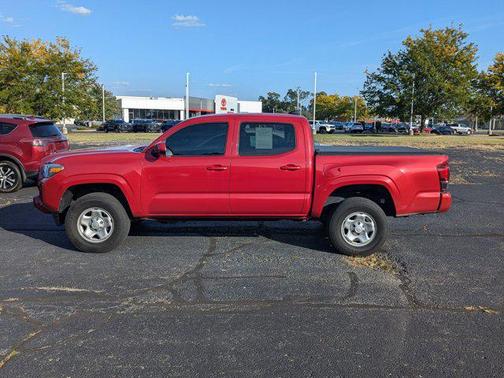 2022 Toyota Tacoma SR
