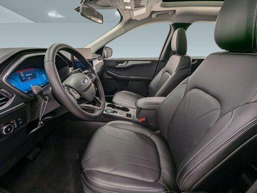 2026 Ford Escape Platinum