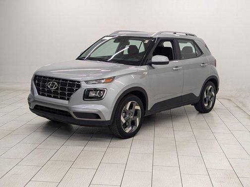 2022 Hyundai VENUE SEL