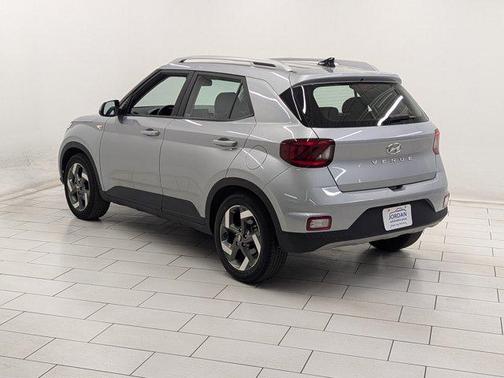 2022 Hyundai VENUE SEL