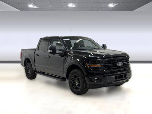 Agate Black Metallic 2026 Ford F-150 XLT