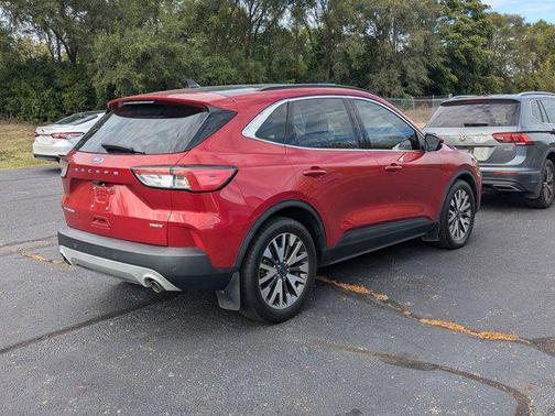 2020 Ford Escape Titanium