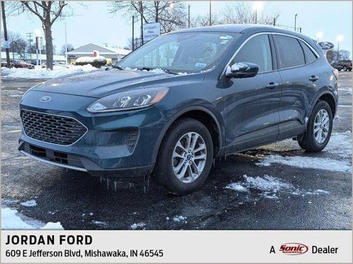 2020 Ford Escape SE