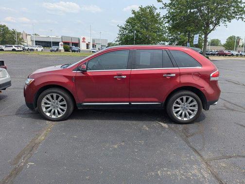 2014 Lincoln MKX Base