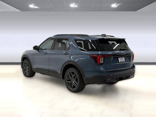 Vapor Blue Metallic 2026 Ford Explorer ST-Line