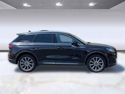 Infinite Black 2020 Lincoln Corsair Standard