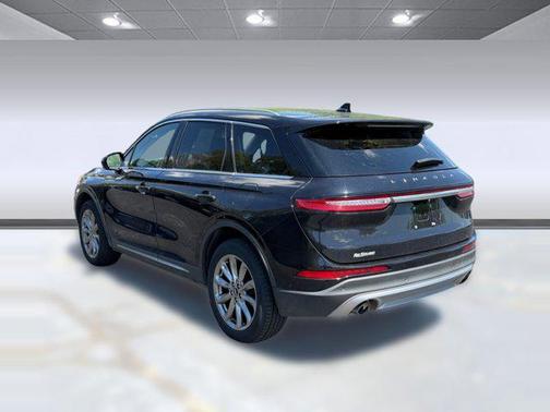 Infinite Black 2020 Lincoln Corsair Standard