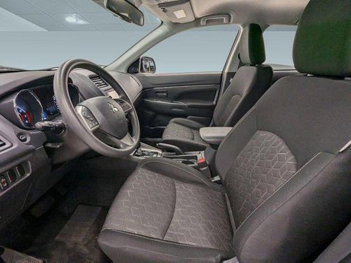 2025 Mitsubishi Outlander Sport 2.0 ES