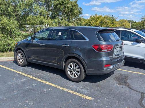 2020 Kia Sorento LX