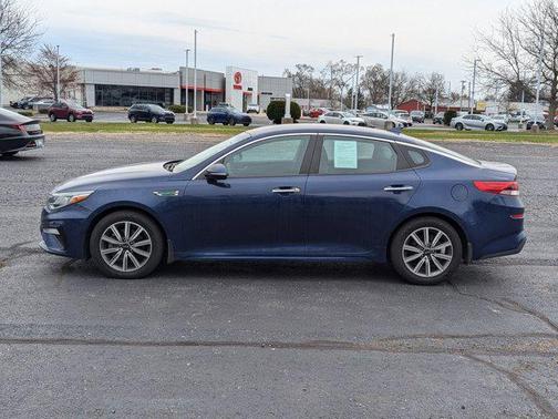 2019 Kia Optima LX
