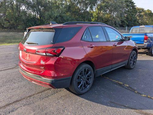 2022 Chevrolet Equinox FWD RS