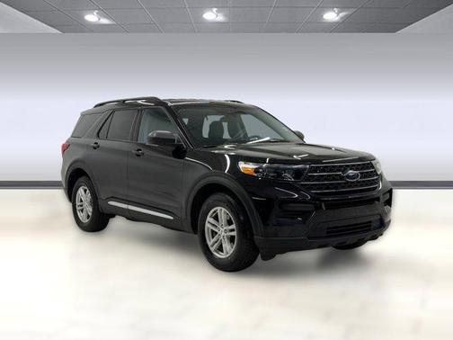 Agate Black Metallic 2023 Ford Explorer XLT