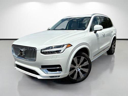 Crystal White Metallic 2024 Volvo XC90 B6 Ultimate Bright Theme 7-Seater