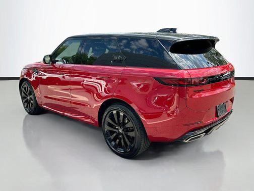 2025 Land Rover Range Rover Sport SE