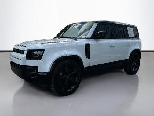 2025 Land Rover Defender 110 P500 X-Dynamic SE
