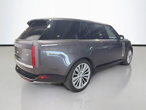 2023 Land Rover Range Rover First Edition