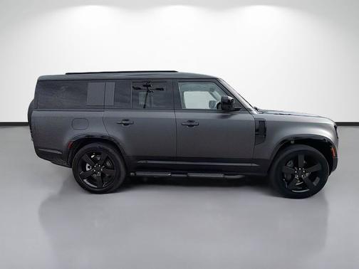 Carpathian Grey Premium Metallic 2026 Land Rover Defender P400 X-Dynamic SE