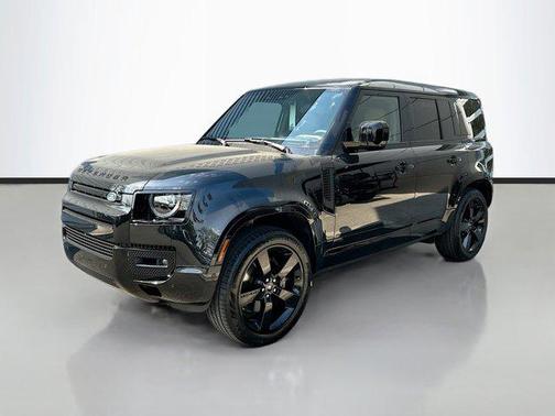 2025 Land Rover Defender 110 V8