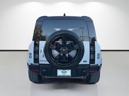 2023 Land Rover Defender 110 X