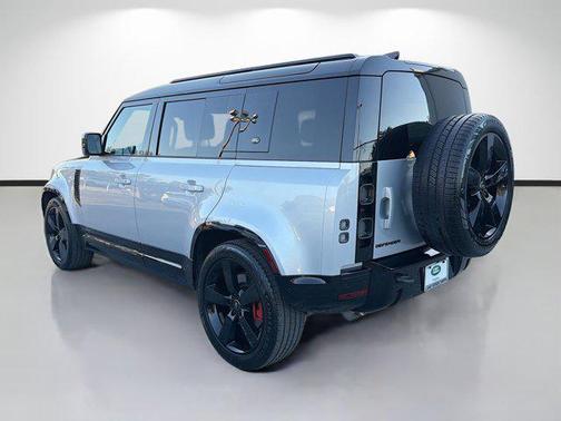 2023 Land Rover Defender 110 X