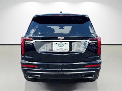 2025 Cadillac XT6 Luxury FWD