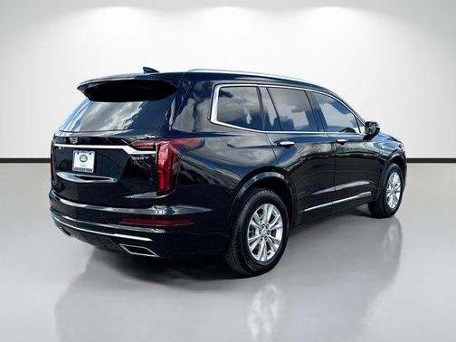 2025 Cadillac XT6 Luxury FWD