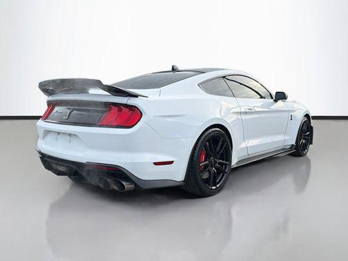 2022 Ford Shelby GT500 Base