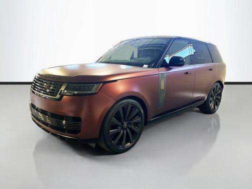 2025 Land Rover Range Rover P615 SV