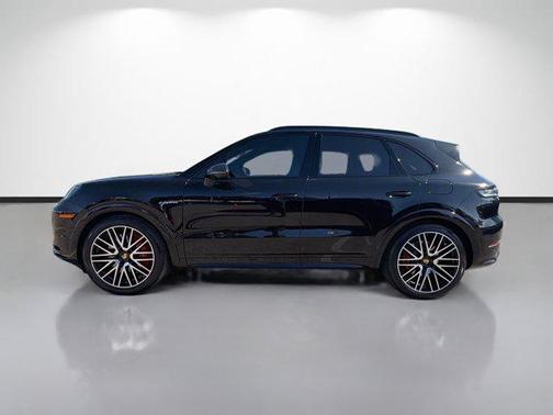 2024 Porsche Cayenne Cayenne Turbo E-Hybrid