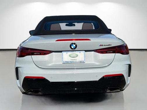 2025 BMW M440 i