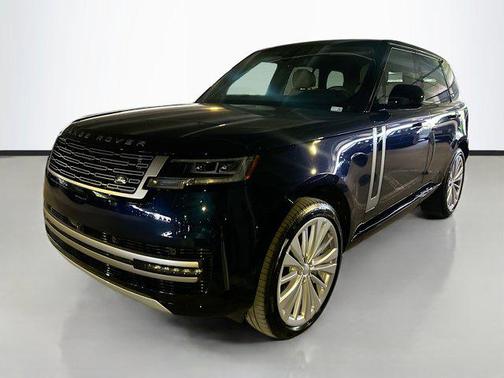 2025 Land Rover Range Rover P530 SE