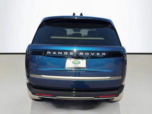 2026 Land Rover Range Rover P400 SE