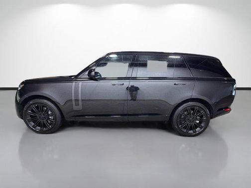 2026 Land Rover Range Rover P400 SE 7 Seat