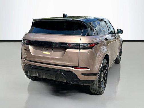 2026 Land Rover Range Rover Evoque Dynamic SE