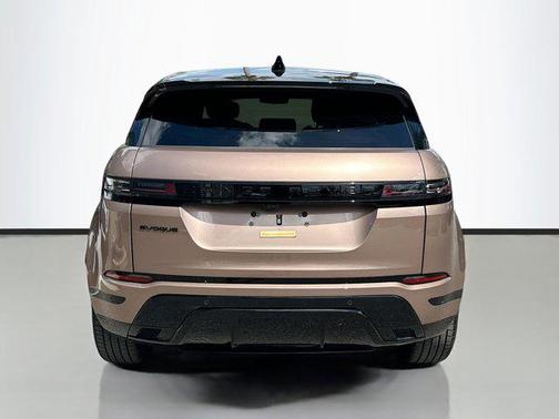 2026 Land Rover Range Rover Evoque Dynamic SE