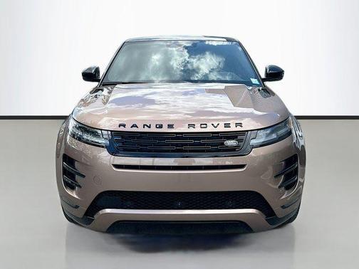 2026 Land Rover Range Rover Evoque Dynamic SE