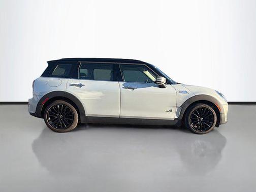 2023 MINI Clubman Cooper S ALL4