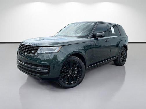 Belgravia Green Metallic 2025 Land Rover Range Rover P400 SE
