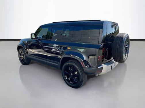 2025 Land Rover Defender 110 P300