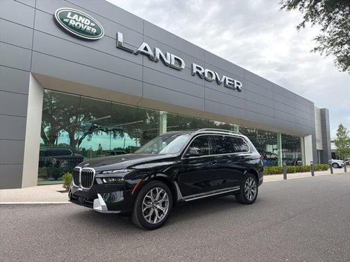 Black Sapphire Metallic 2026 BMW X7 xDrive40i