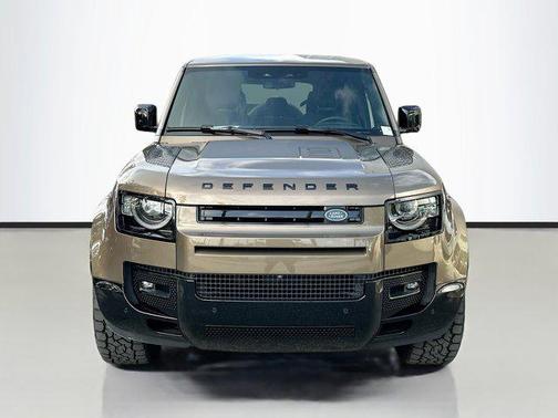 2025 Land Rover Defender 110 P500 X-Dynamic SE