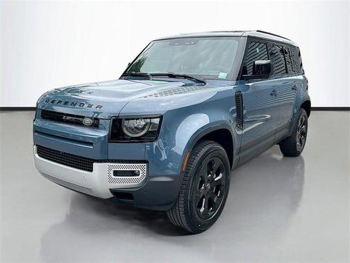 2025 Land Rover Defender 110 P300