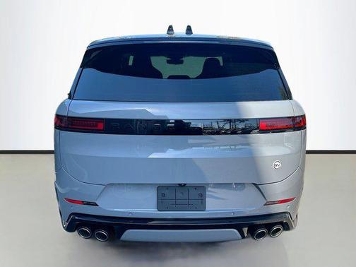 2025 Land Rover Range Rover Sport P635 SV Edition Two