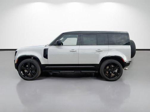 2026 Land Rover Defender X-Dynamic SE