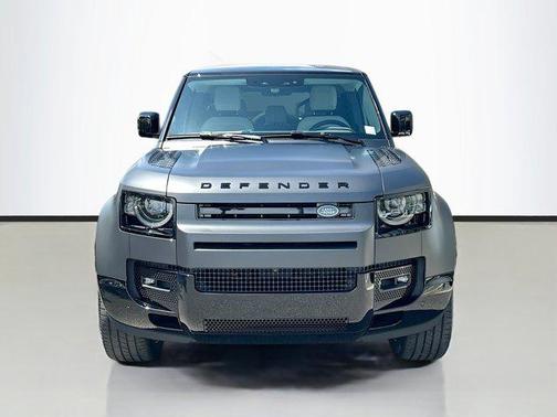 2025 Land Rover Defender 110 P500 X-Dynamic SE