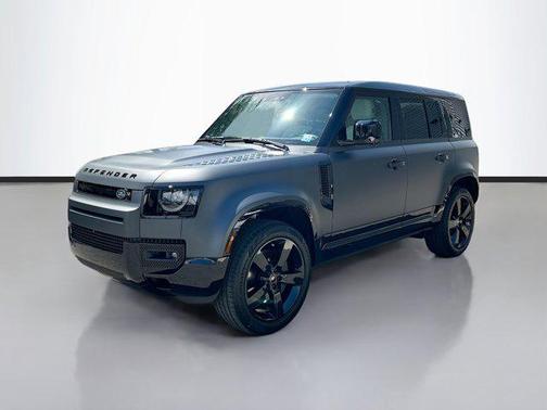 2025 Land Rover Defender 110 P500 X-Dynamic SE