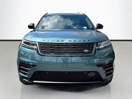 2026 Land Rover Range Rover Velar P250 SE R-Dynamic